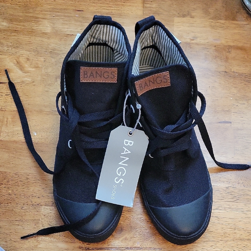 BANGS Black High-Top Universe Sneakers NWT sz 7 - Picture 2 of 6